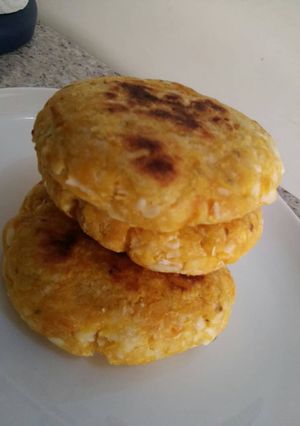 Una foto de Arepas de yuca y auyama