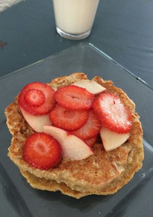 Una foto de Hotcakes de avena y plátano