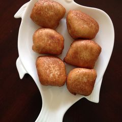 A picture of Bread Bonda.