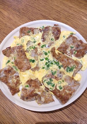 A picture of Ground Fish with Eggs.