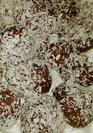 Kókuszos csokigolyó 🍫 recept fotója