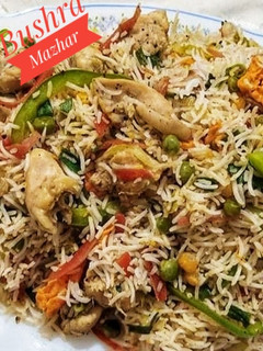 A picture of Chicken And Vegetables Fried Rice 🍚.