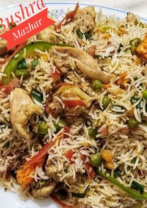 A picture of Chicken And Vegetables Fried Rice 🍚.