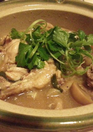 A picture of Claypot Stew Chicken.