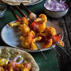 A picture of Paneer and Gobhi Skewers.