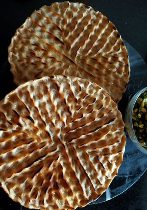 A picture of Khoba Roti.