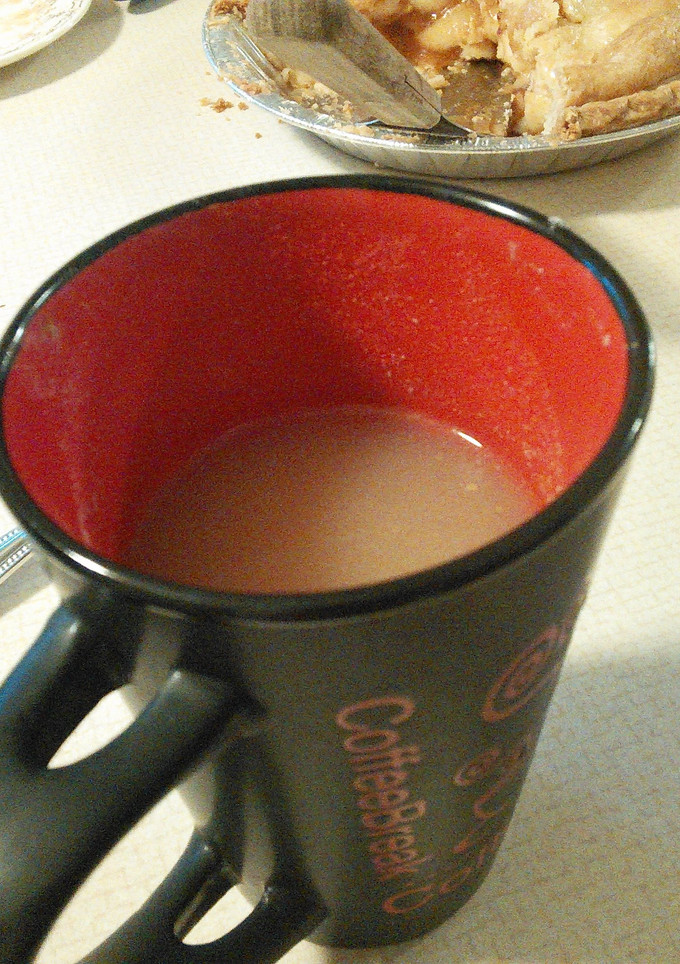 A picture of Quick and easy apple cider.