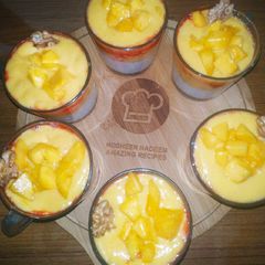 A picture of Mango sago dessert.