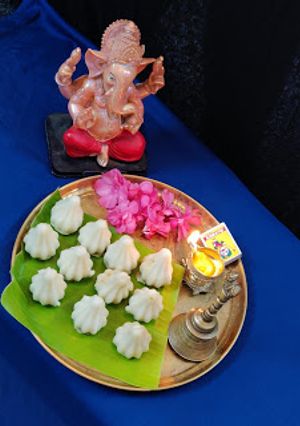 A picture of Steamed Chana Dal Modak.