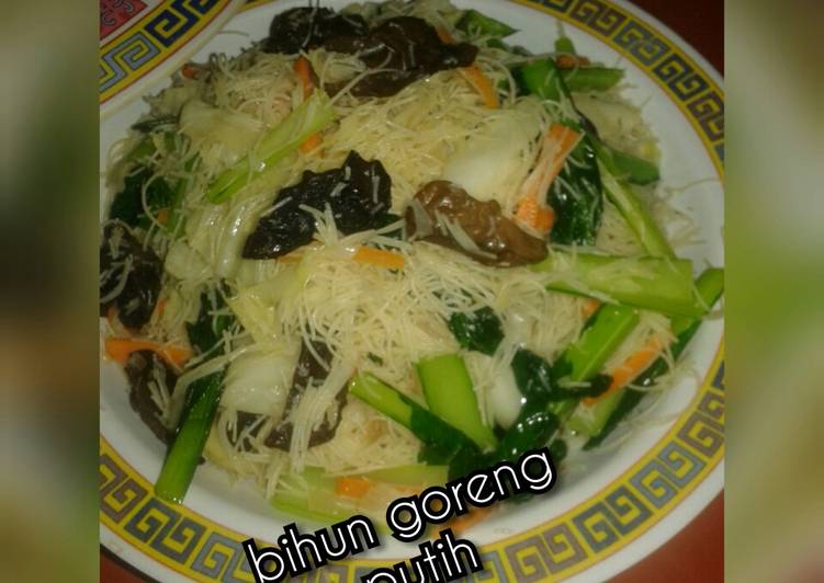 Bihun goreng putih