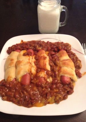 A picture of Fork N Knife Chilly Cheese Dogs.