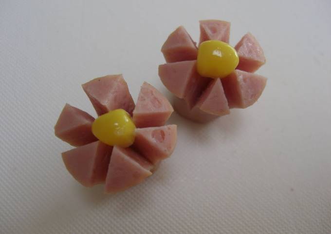 Simple Flower-shaped Sausages