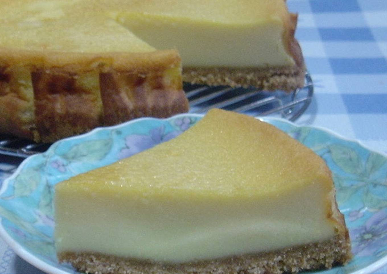 Sliced Cheese Cheesecake