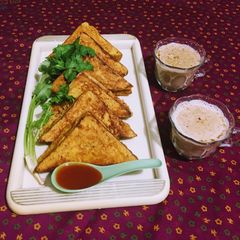 A picture of Bread Pakoda.