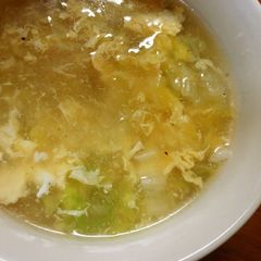 A picture of Thick Chinese Soup with Chinese Cabbage and Egg.
