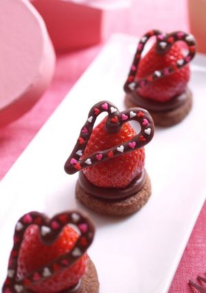 A picture of Chocolate and Extravagant Strawberries for Valentine's Day.