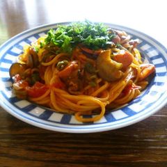 A picture of Napolitan with Lots of Eggplants.