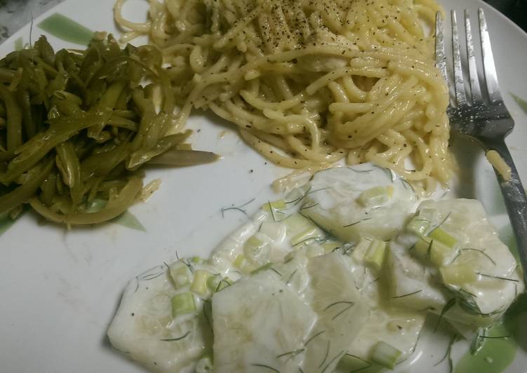 How to Prepare Yummy Chicken Pasta with Cucumber Salad