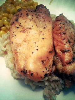 A picture of low calorie maple glazed chicken breast.