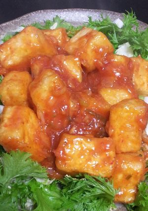 A picture of Mock Sweet and Sour Chili Prawns with Tofu.