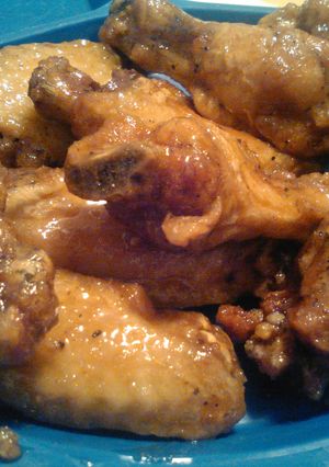 A picture of Trish hbs wings.