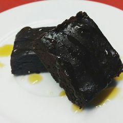 A picture of Fudgy Brownies.