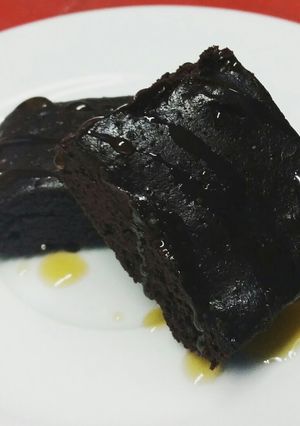 A picture of Fudgy Brownies.