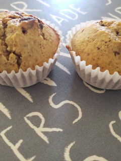 Una foto de Cupcakes de harina de almendras y chocolate 😋