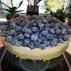 A picture of No Bake Nuttella Cheesecake.