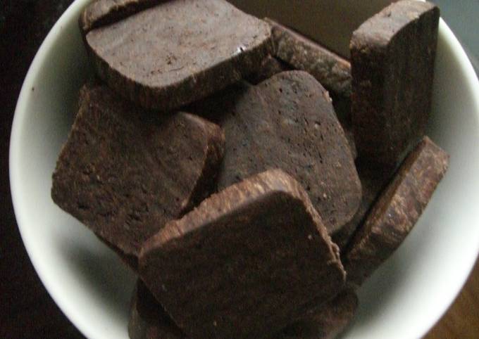 Recipe of Speedy No Need for Butter! Mildly Bitter Cocoa-Flavored Cookies for Grown-Ups