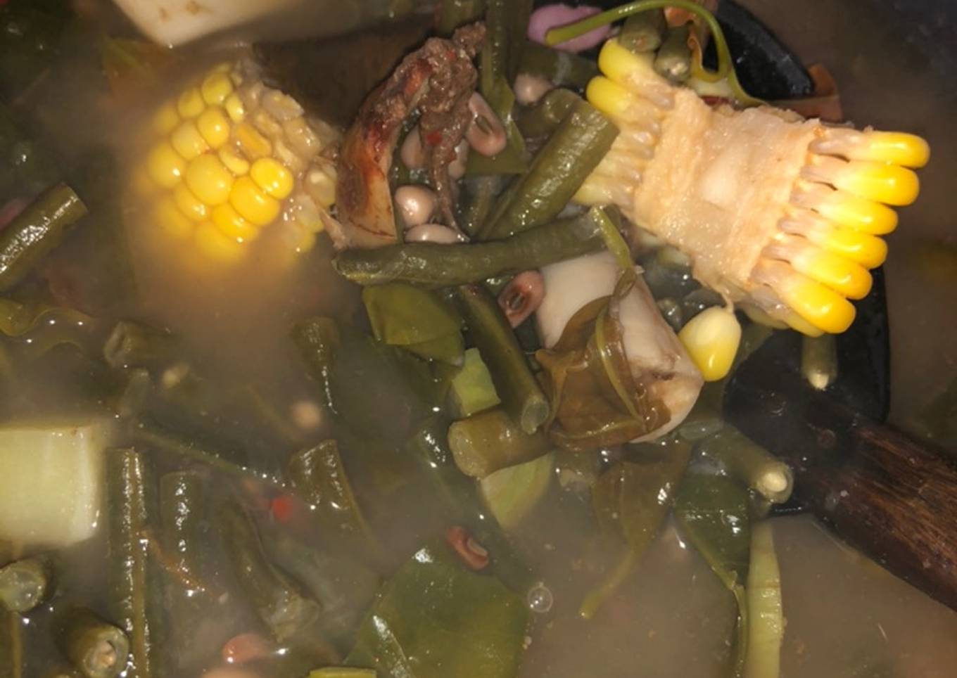 Sup sayur dengan asam jawa