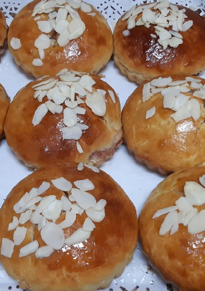 Una foto de Fataer rellenos de mermelada