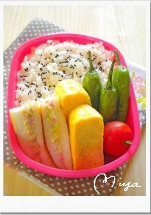 A picture of For Bentos and Drinking Appetizers: Hanpen Sandwiches.