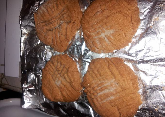 simple peanut butter cookies