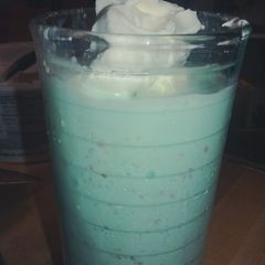 A picture of Pistachio Nut Shake.
