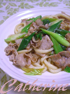 A picture of Easy and So Good! Green Onion and Pork Stir-Fried Udon Noodles.