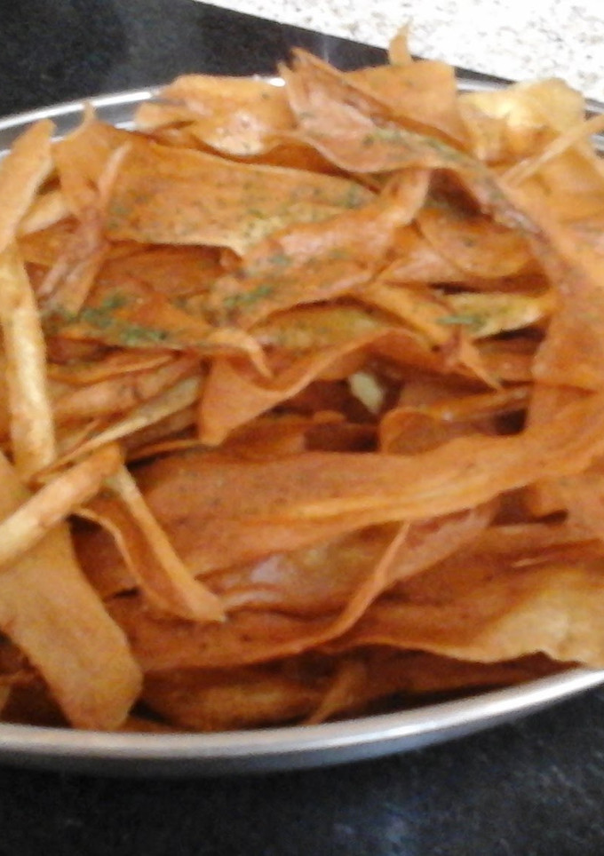 A picture of My Deep Fried Parsnip Crisp.