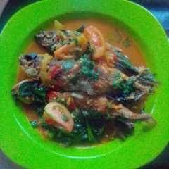 Ikan kembung bumbu bali plus kemangi রেসিপির প্রধান ছবি