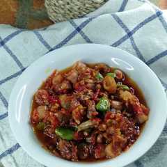 A picture of Sambel cumi asin pete.