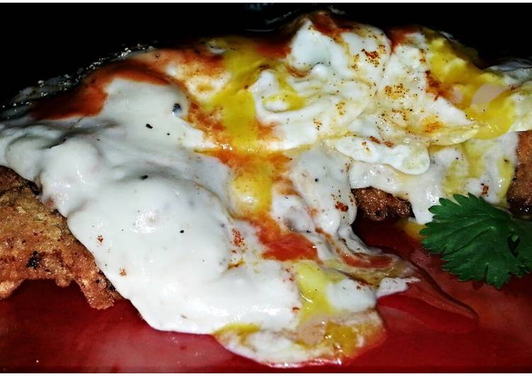 How to Make Recipe of Mike&#39;s Crispy Chicken Fried Steak &amp; Eggs