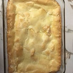 A picture of Yellow Butter Cake.
