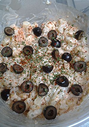 A picture of Labor Day cauliflower salad.
