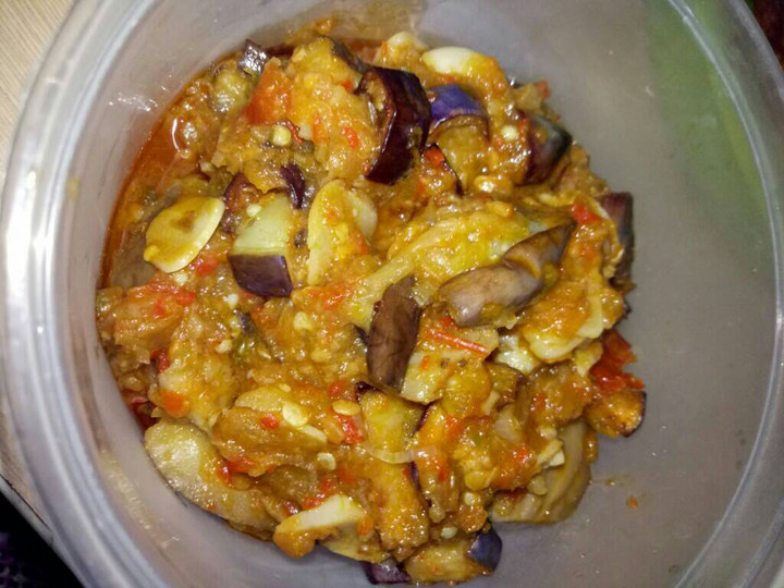  Cara mudah bikin Sambal jengkol terong ungu  spesial