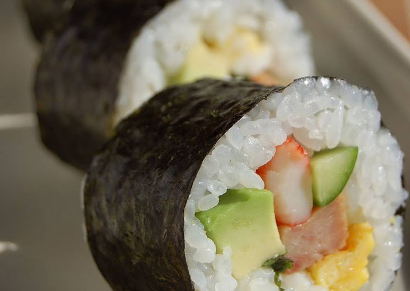 Sushi Rolls with Avocado & Spam