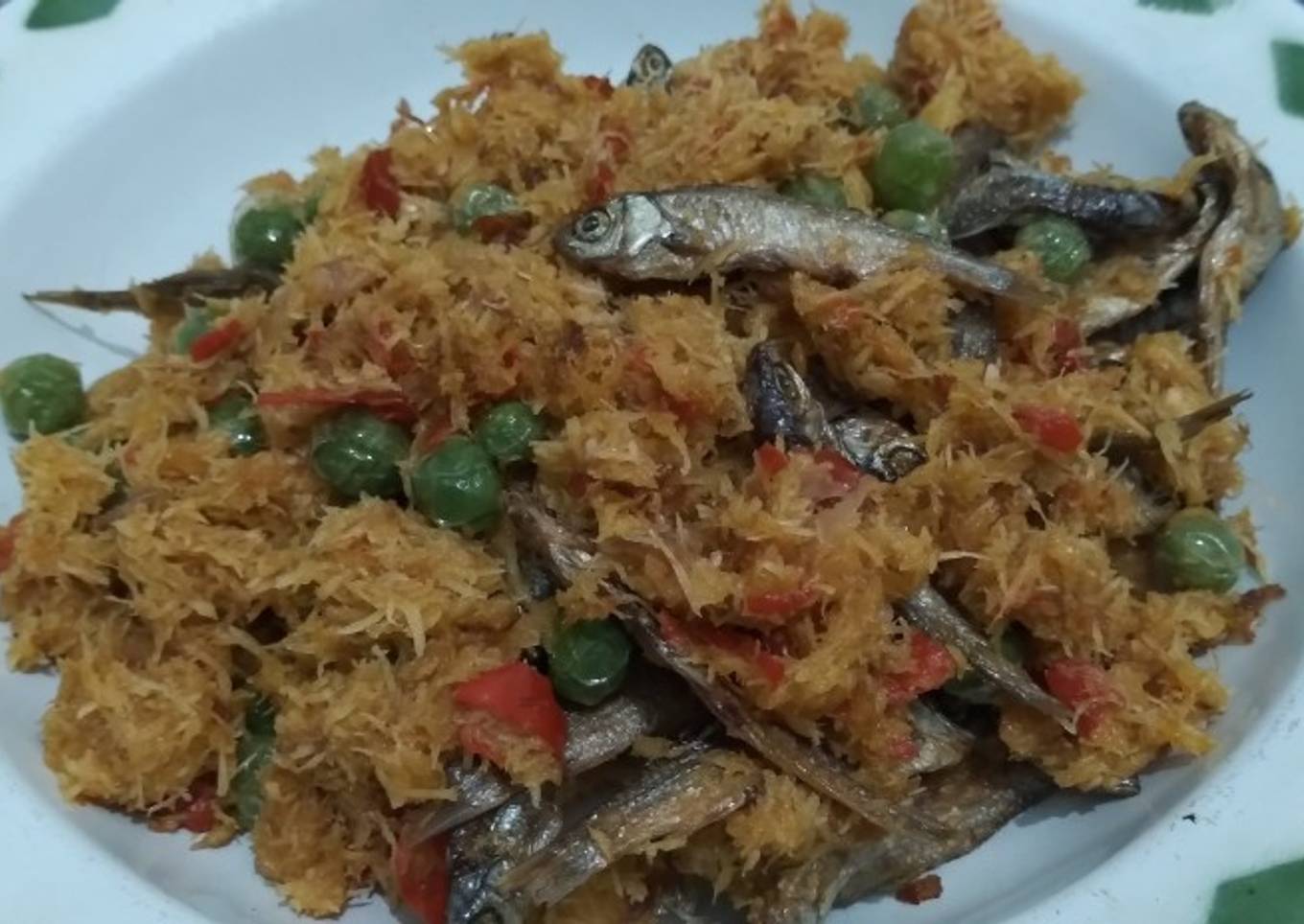 Sambalado kelapa ikan asin