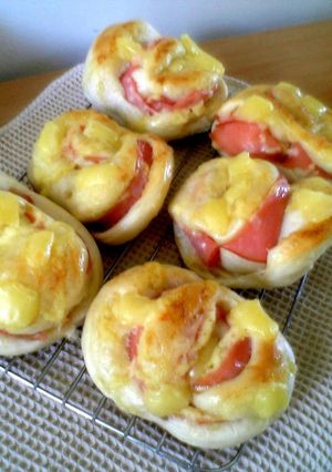 A picture of Ham & Mayonnaise Bread.