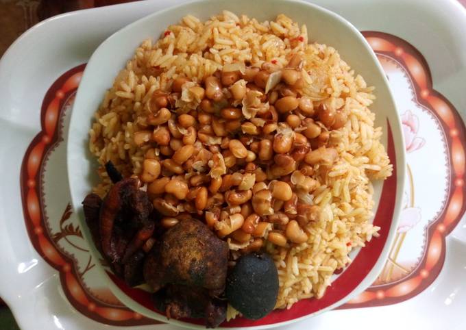 How to cook Nigerian Jollof Rice and Beans - Nigerianfoodiehub