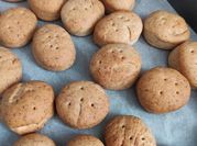 Una foto de galletas espelta sin azúcar