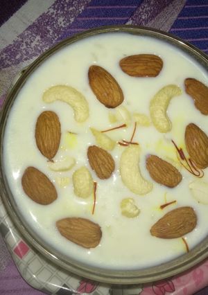 A picture of Kesar Badam kheer.