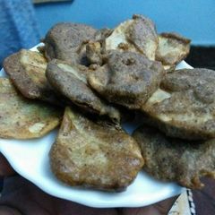 Kuttu aloo pakoda A picture of Kuttu aloo pakoda.